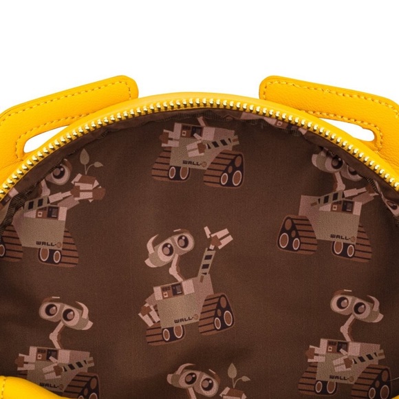 🚫SOLD🚫 NWT 🌱 Loungefly Wall-E Plant Boot Backpack - Picture 7 of 8